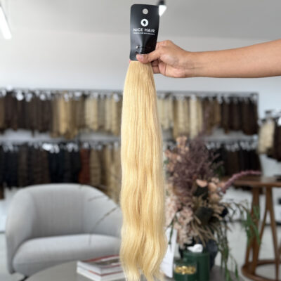 Nano bonds with the metal straight tip, mix of shades #24 & #613, 55 cm, 100 g. Lux category