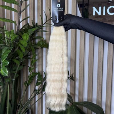 Exclusive hair, Pure Blonde, silky wavy, 51 cm, 80 gr